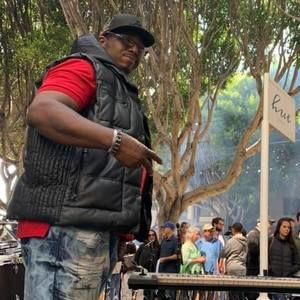 Meet your Posher, Johar